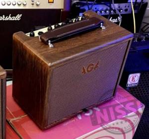AGA Acoustic Guitar Amplifier SC-20-III